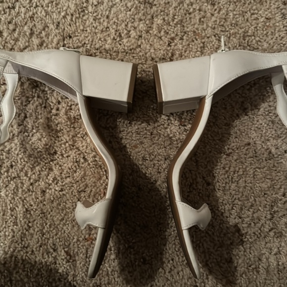 Heels - Picture 2 of 4